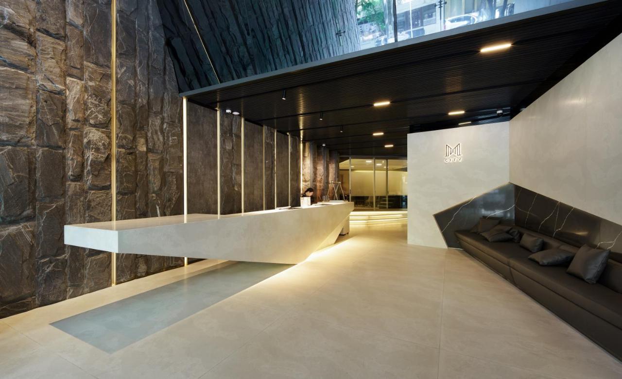 M City Hotel Saigon 胡志明市 外观 照片