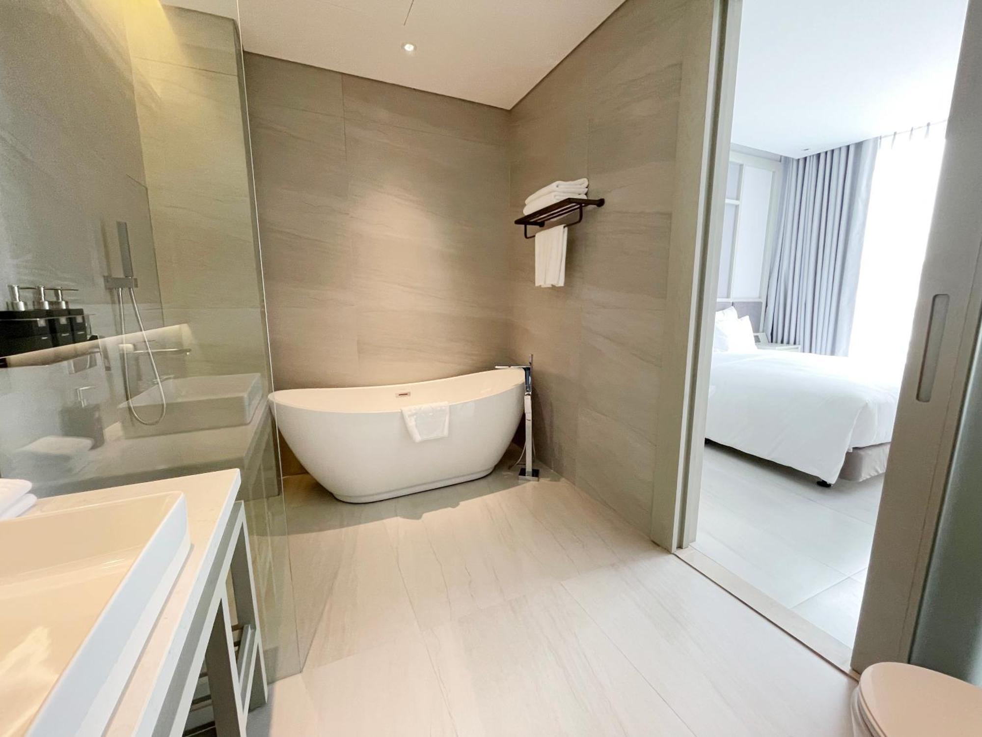 M City Hotel Saigon 胡志明市 外观 照片