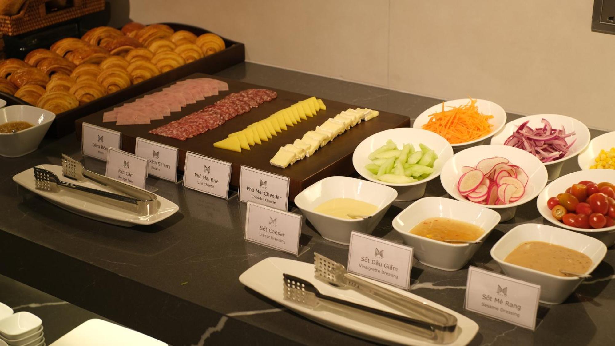 M City Hotel Saigon 胡志明市 外观 照片